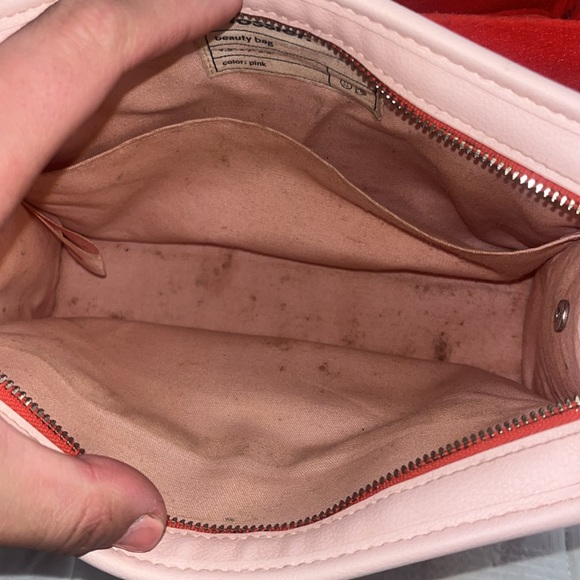 GUC GLOSSIER BUNDLE.♥️♥️ - Picture 9 of 10